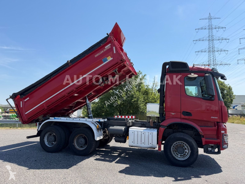 شاحنة Mercedes AROCS 2651 K MEILLER 3 S.Kipper...