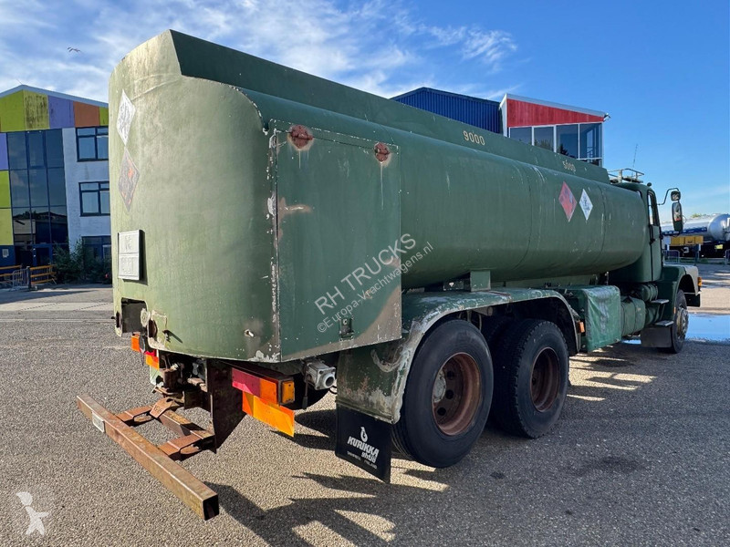 شاحنة Volvo 6X4 Robson-Drive + TANK 14.000 LITER