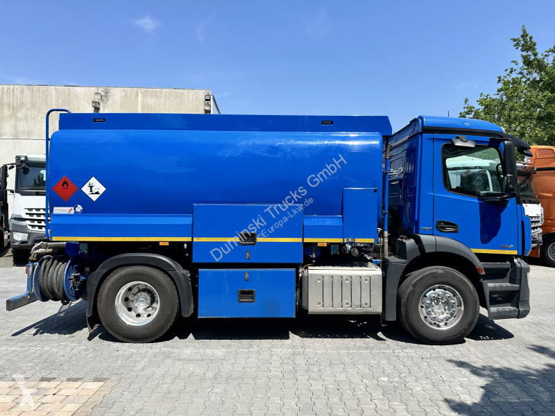 Mercedes MP4 1832 / Lindner & Fischer truck