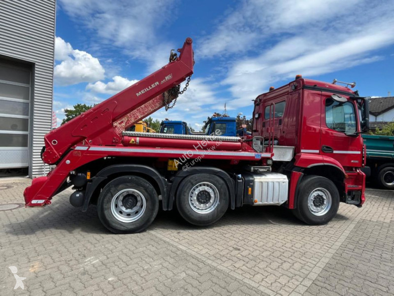 شاحنة Mercedes Arocs 2536 L Absetzkipper...