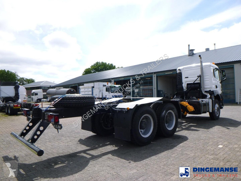 شاحنة MAN 33.360 6x4 chassis Euro 2 new/unused