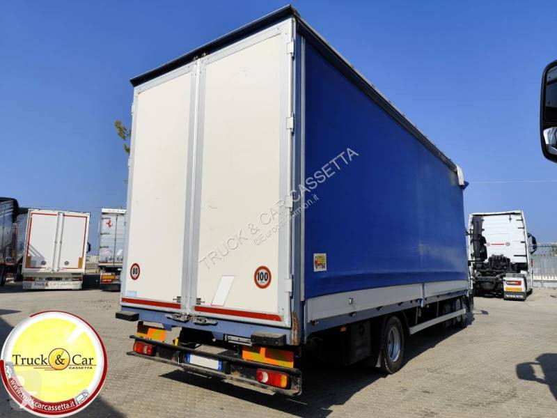شاحنة Iveco