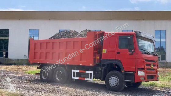 شاحنة Howo Sinotruk - 6*4 Howo 371