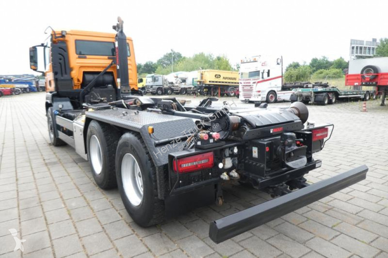 Camión MAN TG-S 26.500 6x6H Abrollkipper Hiab...