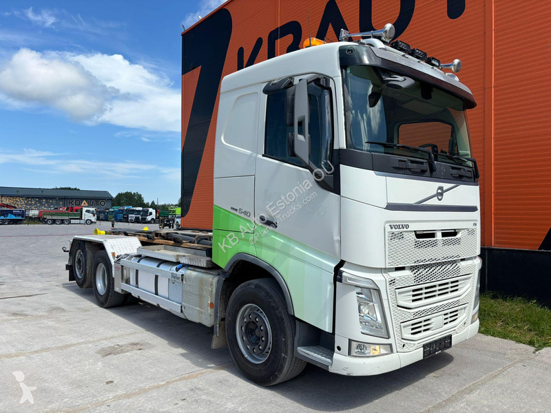 شاحنة Volvo 540 6x2*4 HIAB XR 21 ton / L=5650...