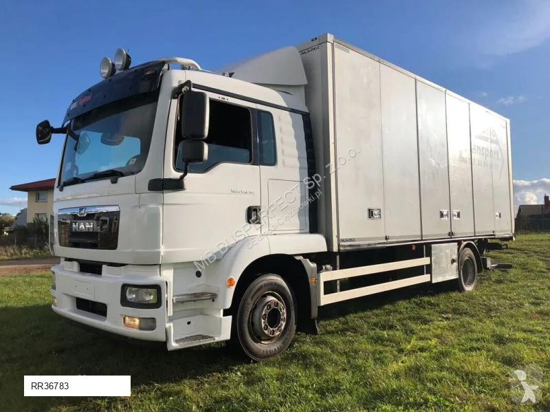 Vrachtwagen MAN TGM 15.290