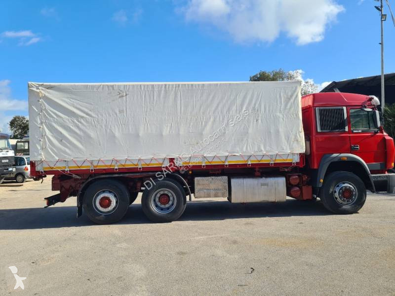 شاحنة Iveco