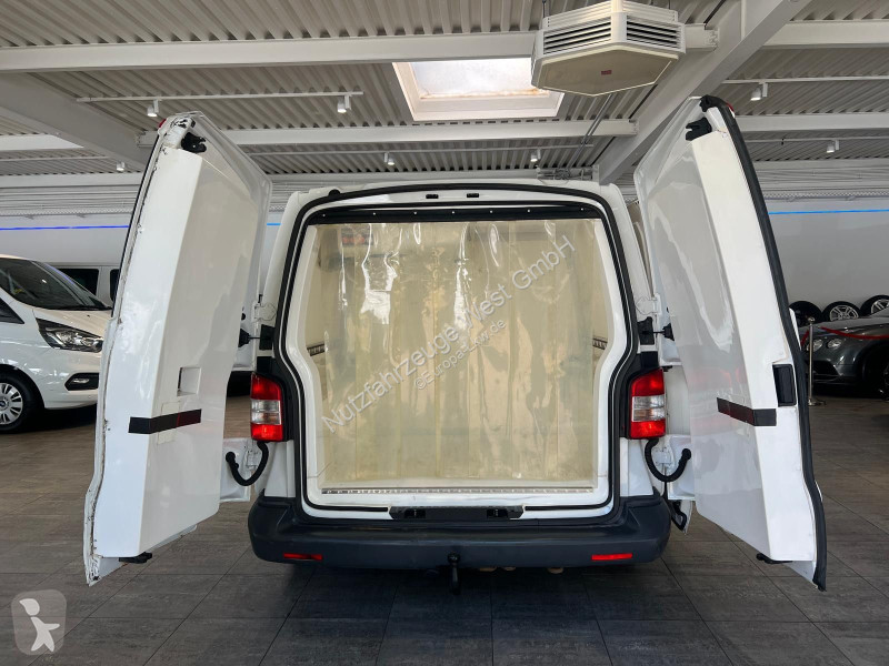 عربة نفعية Volkswagen T5 Kühlkasten Tiefkühlung...