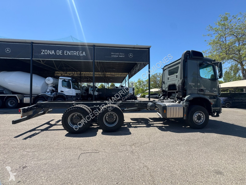شاحنة Mercedes  3340 K 6X4