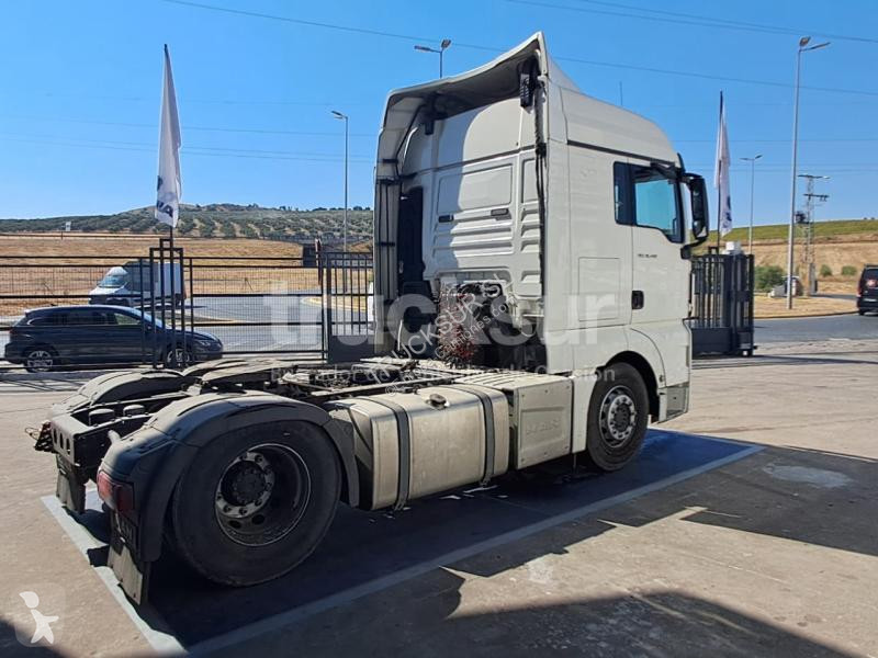 Camión MAN 480