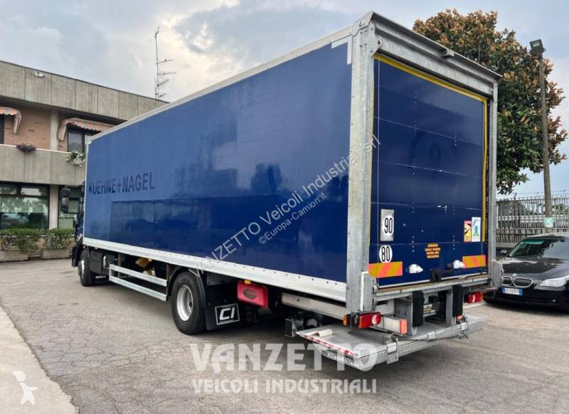 شاحنة Iveco