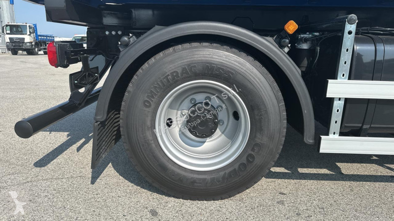 شاحنة MAN TGM 13.250 4x4