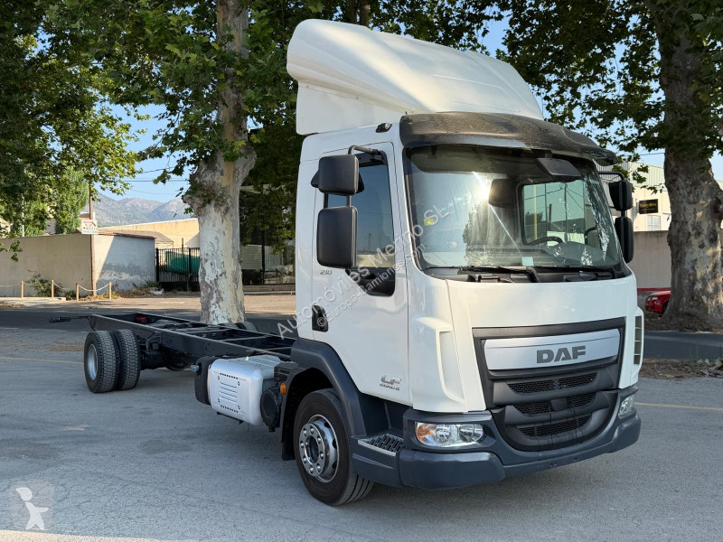 شاحنة DAF LF 210