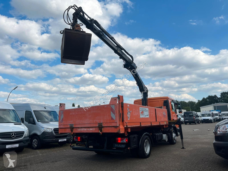 شاحنة MAN 12.220*3-Seiten KIpper+HIAB 077BS-2...