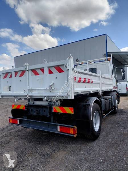 شاحنة Iveco