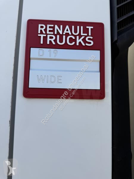 شاحنة Renault 380 DXI