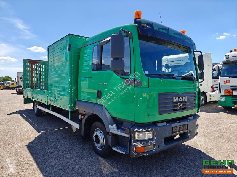 شاحنة MAN 12.240 4x2 Sleeper Cab Euro3 - 6 CIL...
