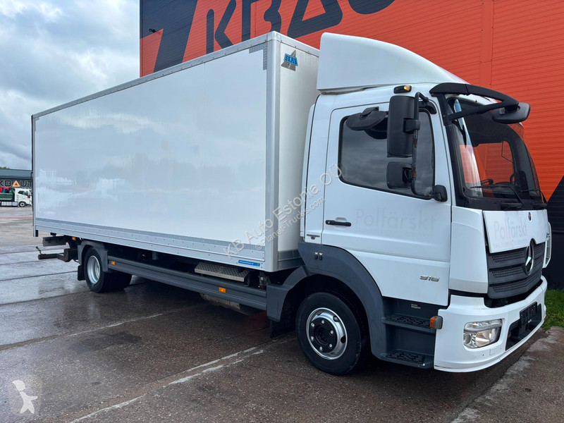 Mercedes 916 4x2 BOX L=6613 mm truck