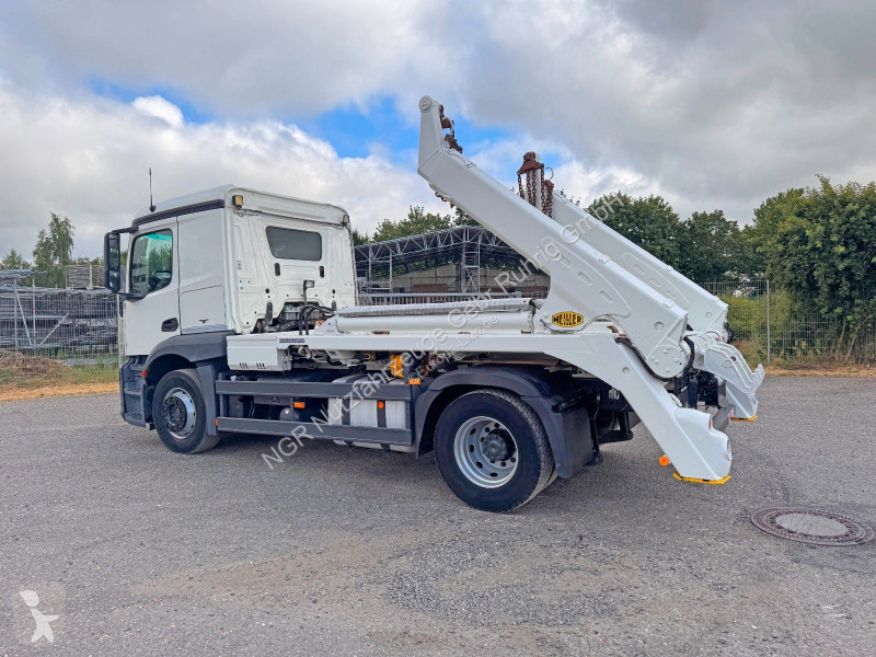 شاحنة Mercedes 1843 4X2 Meiller  12 mit...