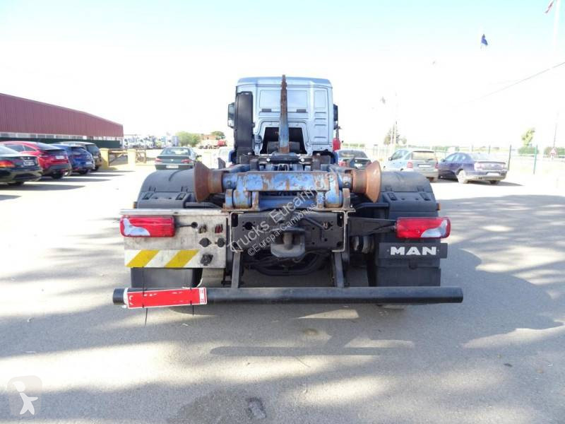 شاحنة MAN