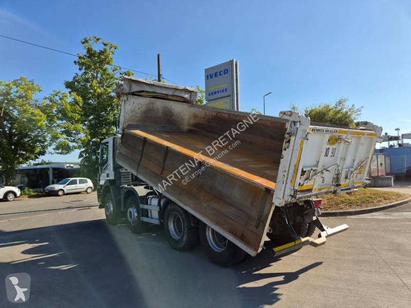 شاحنة Iveco