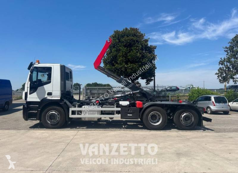 شاحنة Iveco