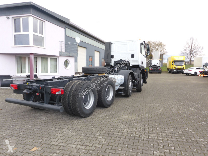 شاحنة Iveco T-Way AD410T54B 8X4 Radstand.4250mm...