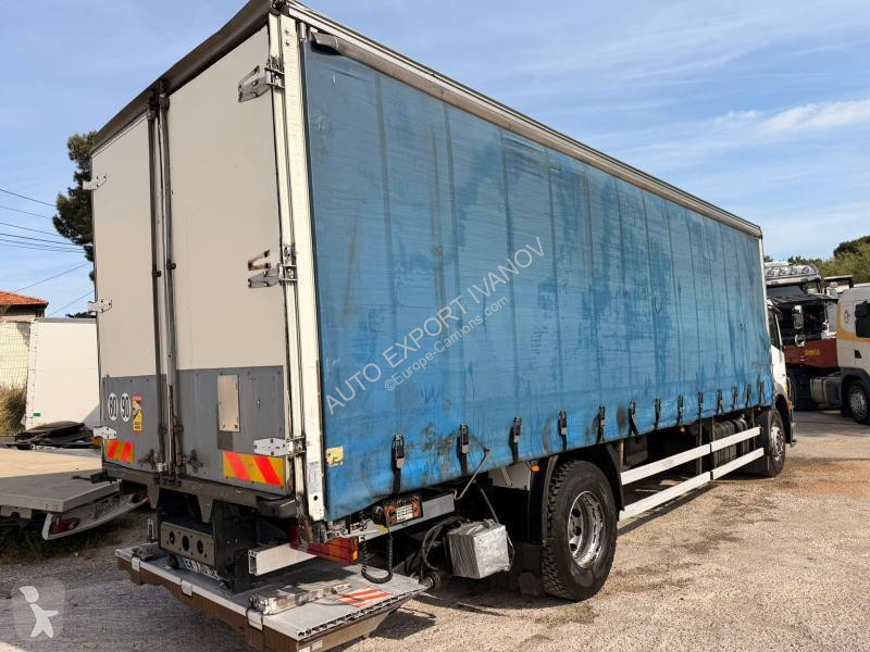 شاحنة Mercedes 1824