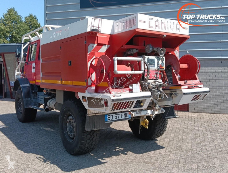 شاحنة Mercedes U 5000 4x4 - (type 437.4) 4000...
