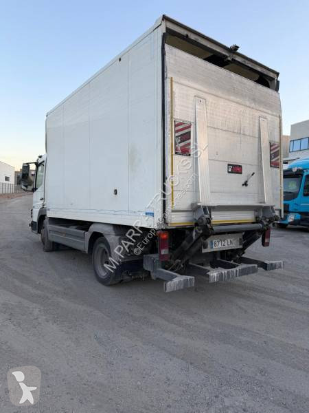 شاحنة Mercedes
