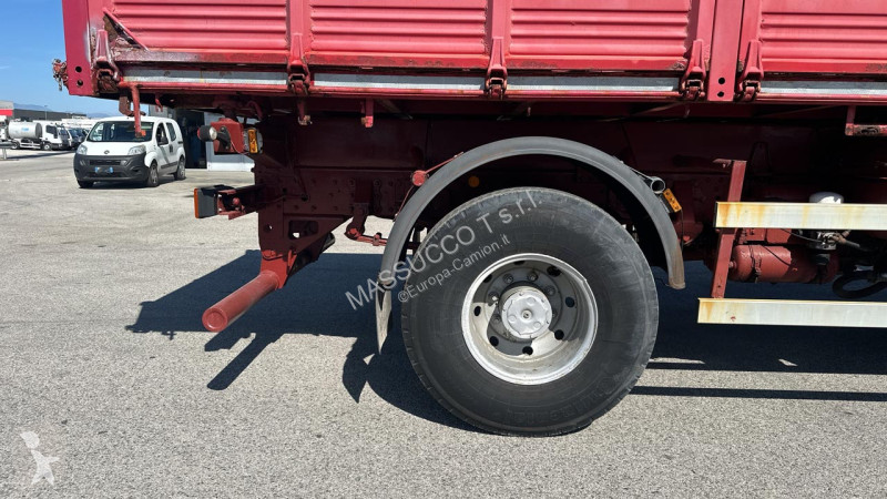 شاحنة Iveco 100E21 4X4