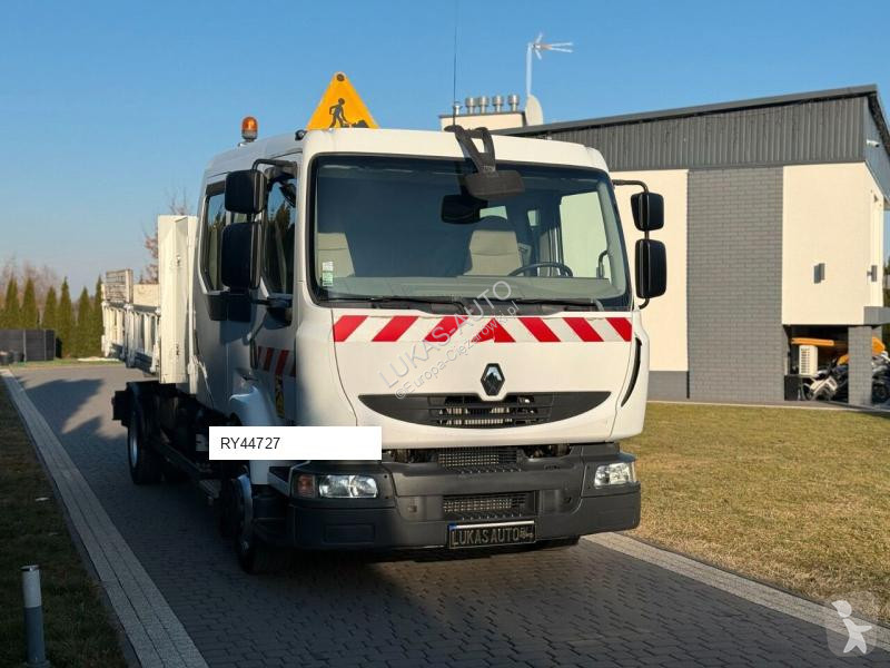 شاحنة Renault MIDLUM 220