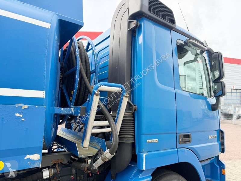 شاحنة Mercedes Actros 1844 L 4x2 Actros 1844 L...