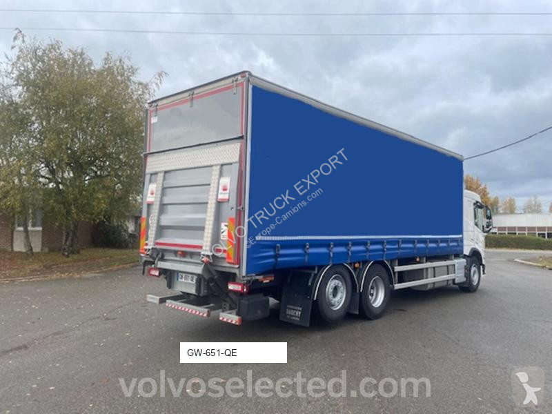 شاحنة Volvo FM