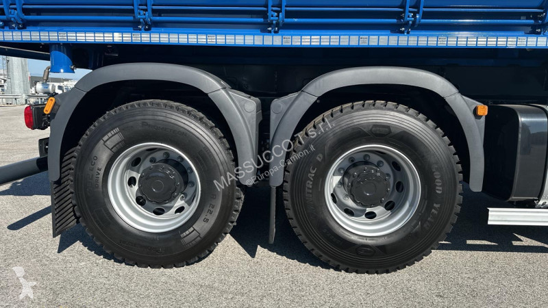 شاحنة MAN TGS 33.520 6x4