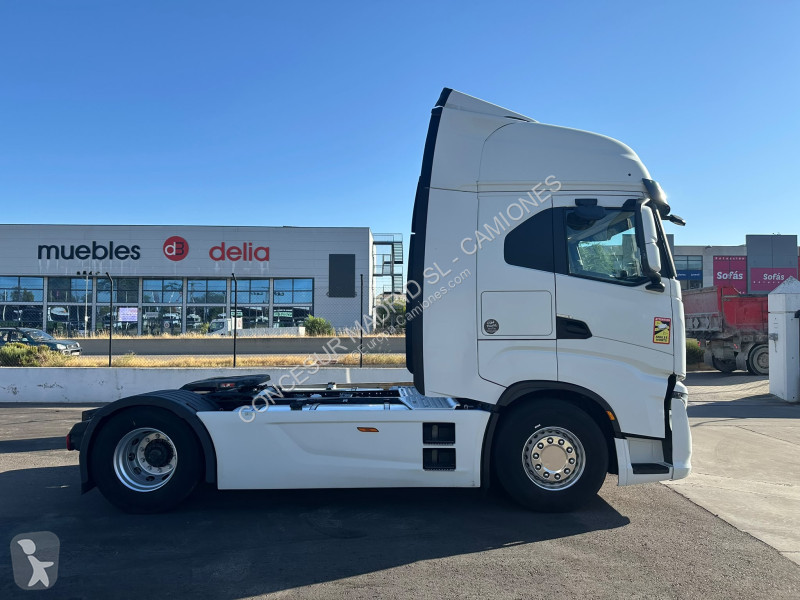 Camión Iveco S-Way AS440STP