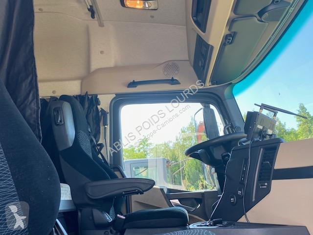 شاحنة Mercedes 1845