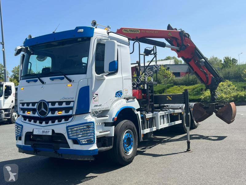 شاحنة Mercedes 2643