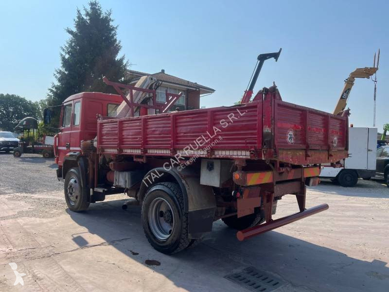شاحنة Iveco