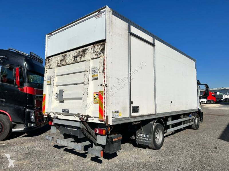 شاحنة Iveco