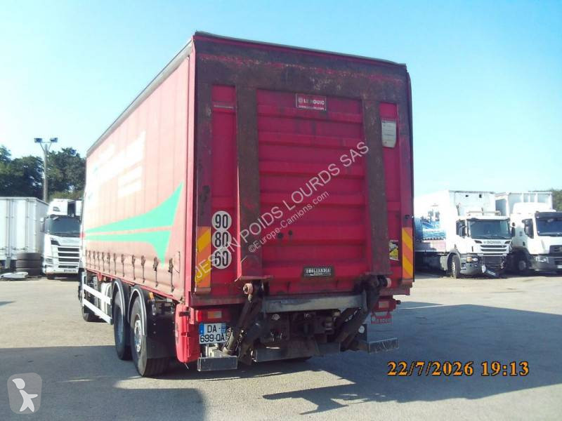 شاحنة Volvo