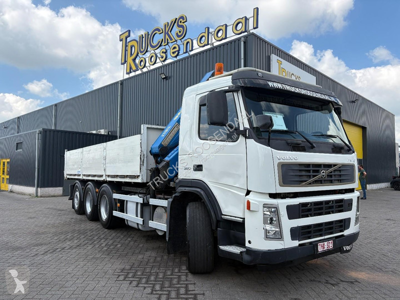 شاحنة Volvo 12380 + HMF 2220 K5 + 8X4 STEERING...