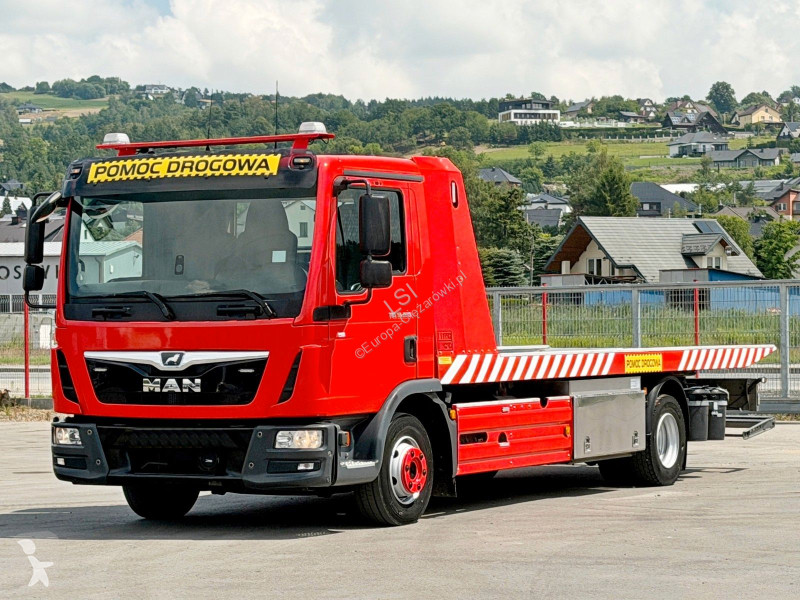 شاحنة MAN 12.220 * ABSCHLEPPWAGEN 5,95 m* TOP