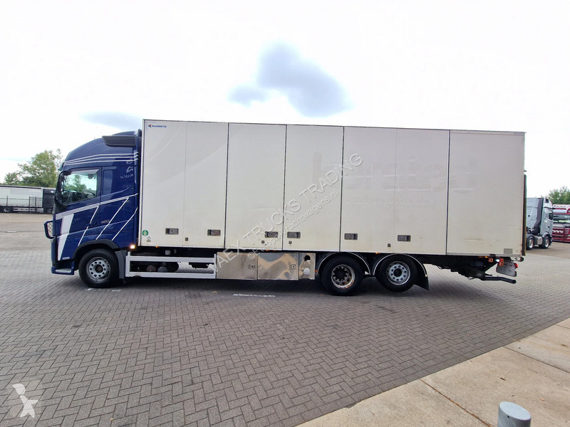 شاحنة Volvo 13460 6X2 - full air - WB600 -...