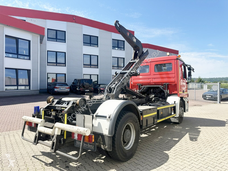 شاحنة Mercedes Actros 1831 4x2 Actros 1831 4x2,...