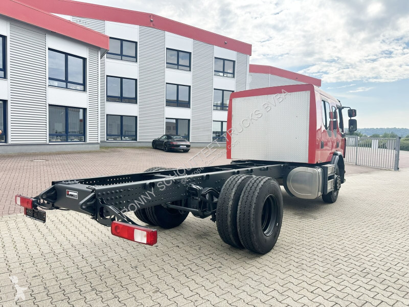 شاحنة Renault Kerax 320 DXI 4x2 Kerax 320 DXI...