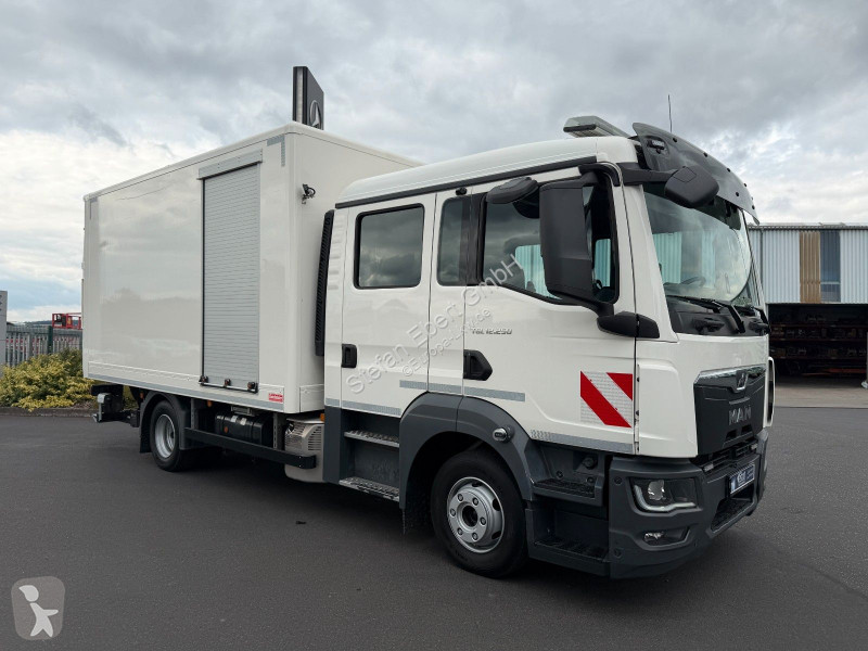 شاحنة MAN 12.250 4x2 BB DoKa LBW 6 Sitze 2 AHK...
