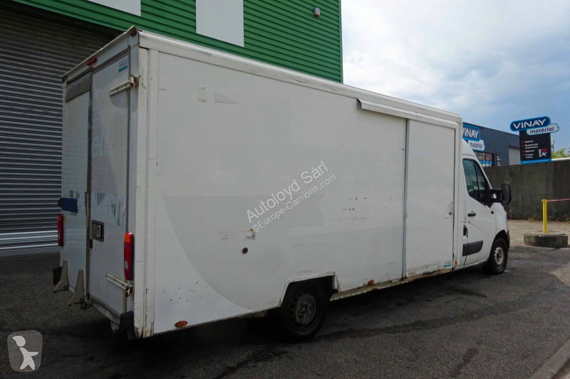Camion Renault MASTER CAISSE 2,3 DCI 136