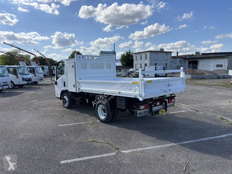 شاحنة Isuzu BENNE + COFFRE M27 F GENERATION 2...