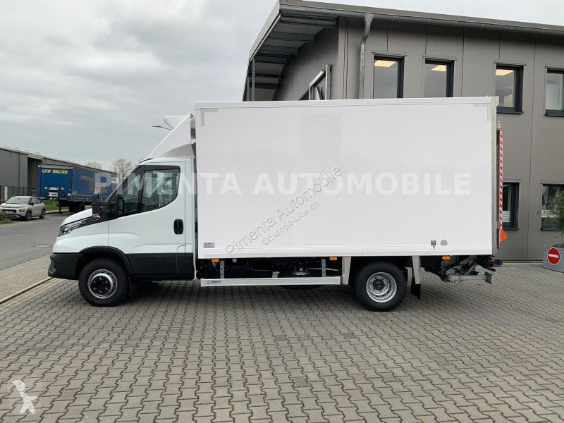 Furgoneta Iveco 70C18P TK-KOFFER LUFT LBW AHK...